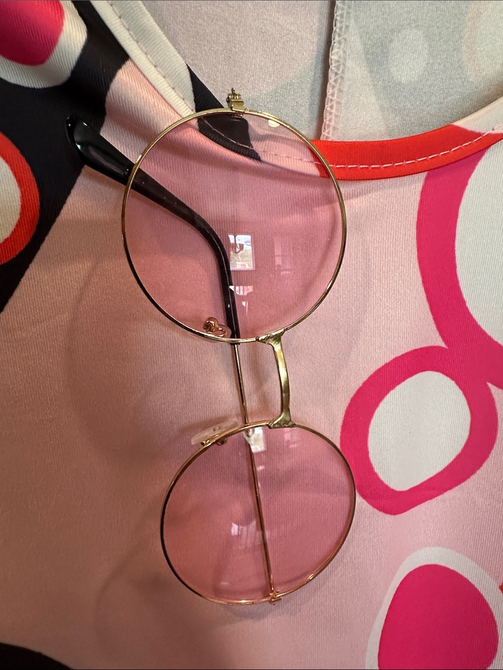 70’s hippie costume dress with glasses. - Picture 4 of 5